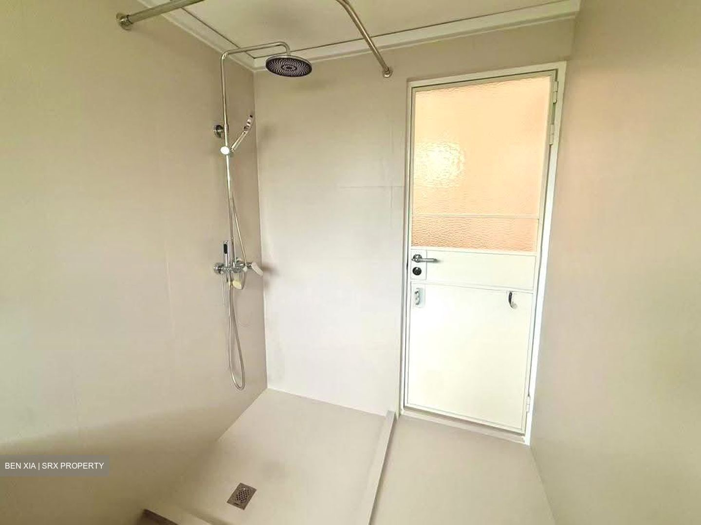 Lakepoint Condominium (D22), Condominium #611215251